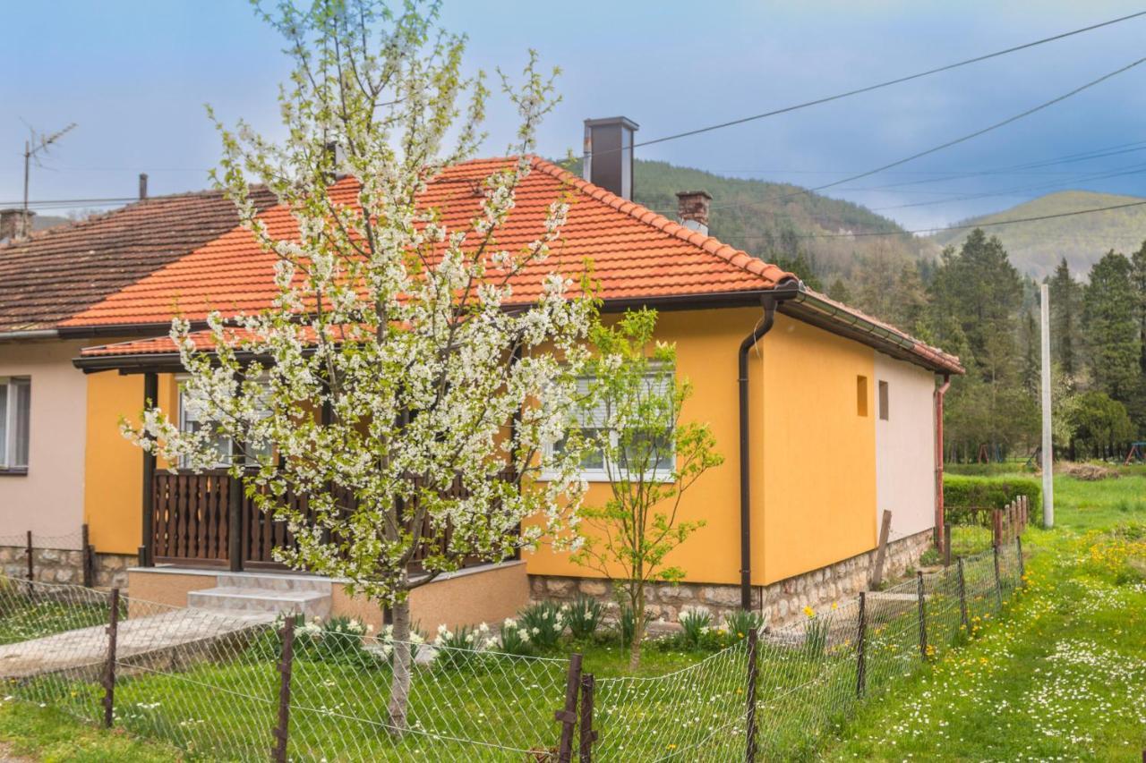 Apartman Olga Perucac Buitenkant foto